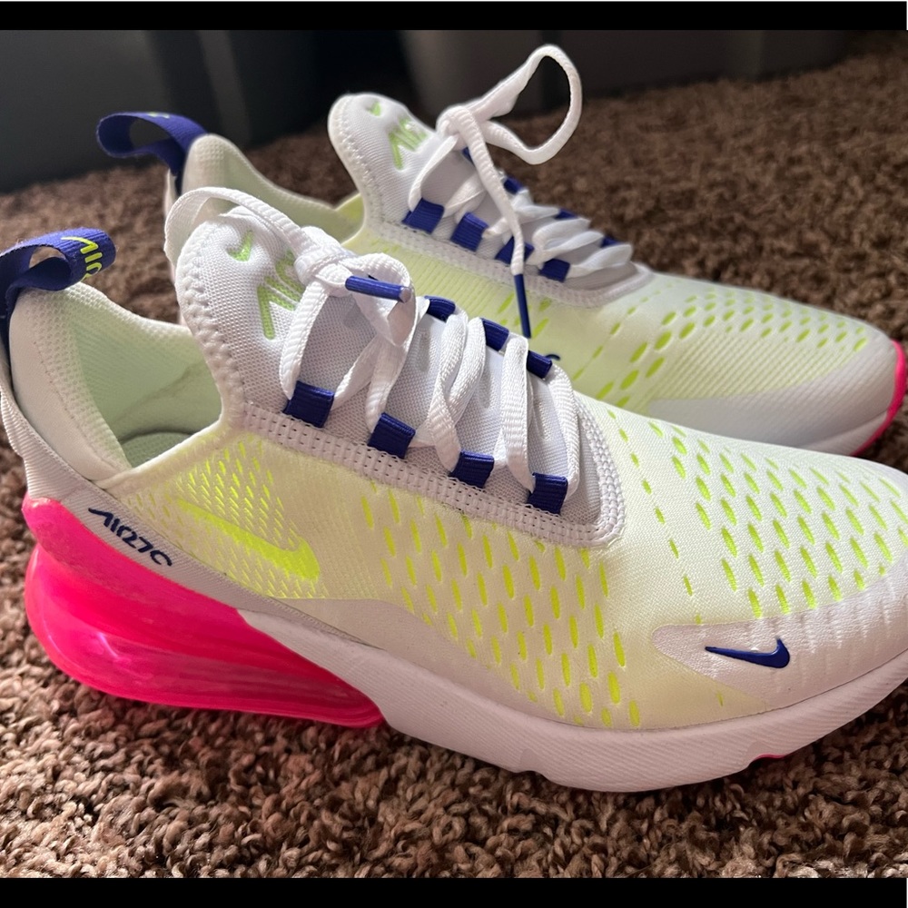 Womens Nike air max 270